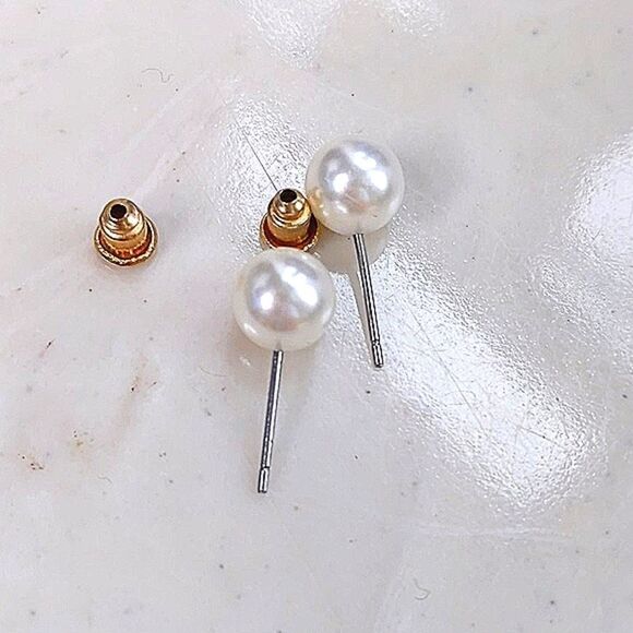 Faux Pearl Studs 1/4" diameter - Picture 3 of 4